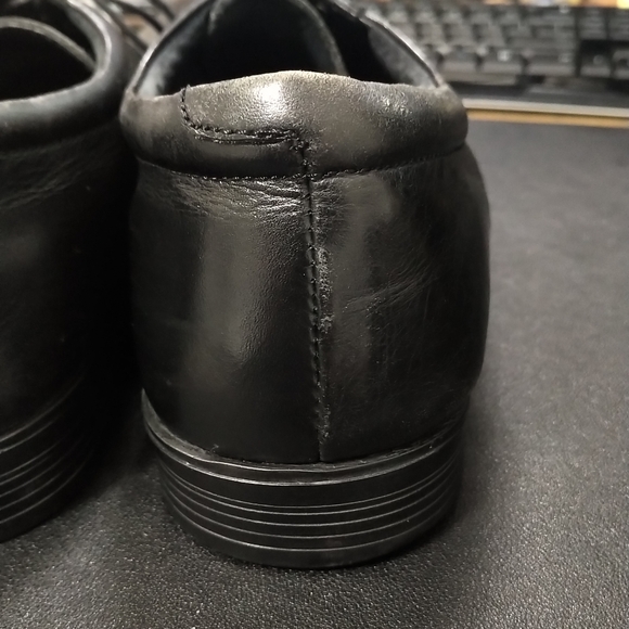 Banana Republic Dress Shoe 10.5 US - Picture 2 of 9